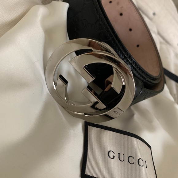 Gucci Silver Logo Buckle and Leather GG Strap